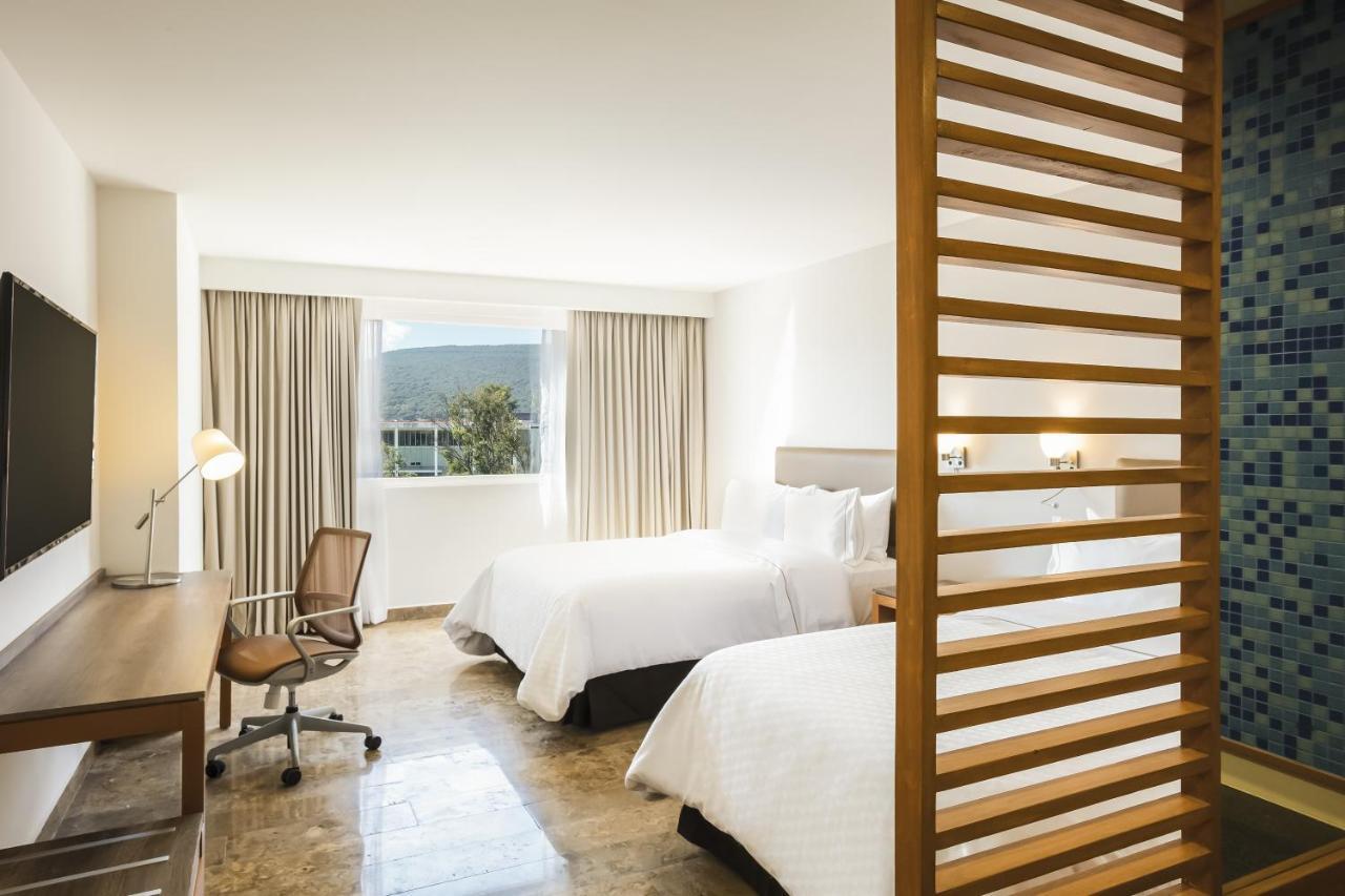 Fiesta Inn Guadalajara Periferico Poniente Zapopan Dış mekan fotoğraf